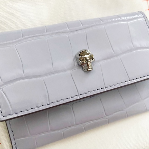 Alexander McQueen Skull Croc Embossed Leather Card Case NWT Lavender - Picture 7 of 9